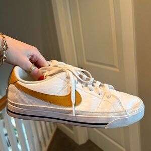 Nike Women's White and Yellow Sneakers